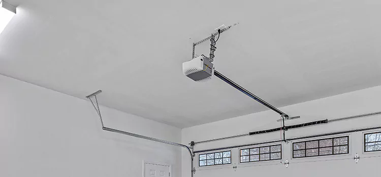 Experienced Garage Door Installers Plateau-Mont-Royal