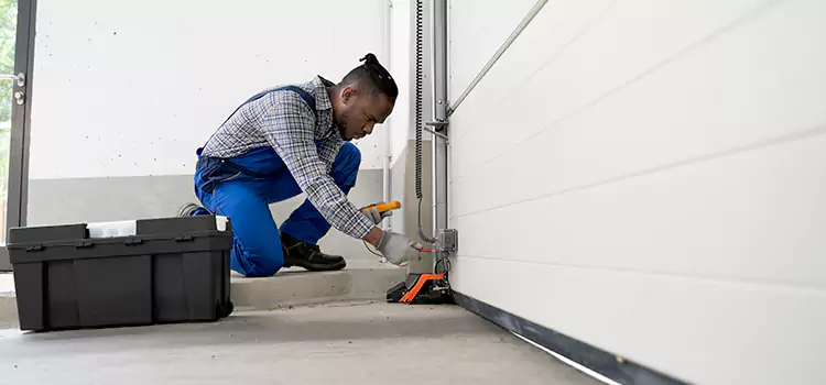 Fix Garage Door Sensor Wires Plateau-Mont-Royal