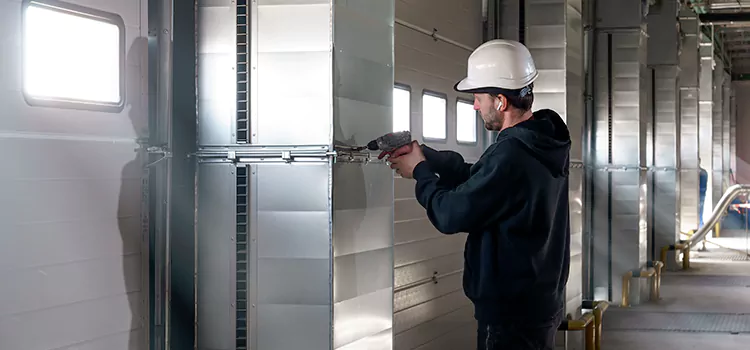 Prompt and Professional Garage Door Service in Plateau-Mont-Royal, Quebec