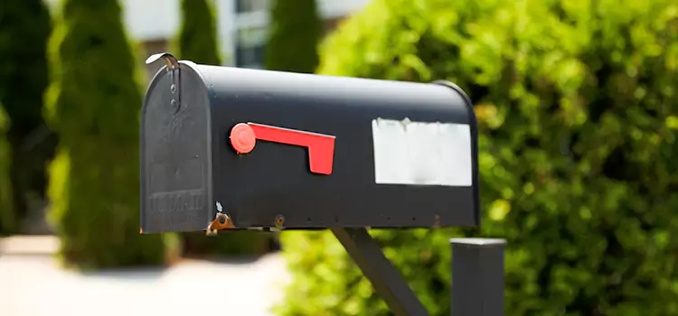 Secure Mailboxes for Packages Plateau-Mont-Royal
